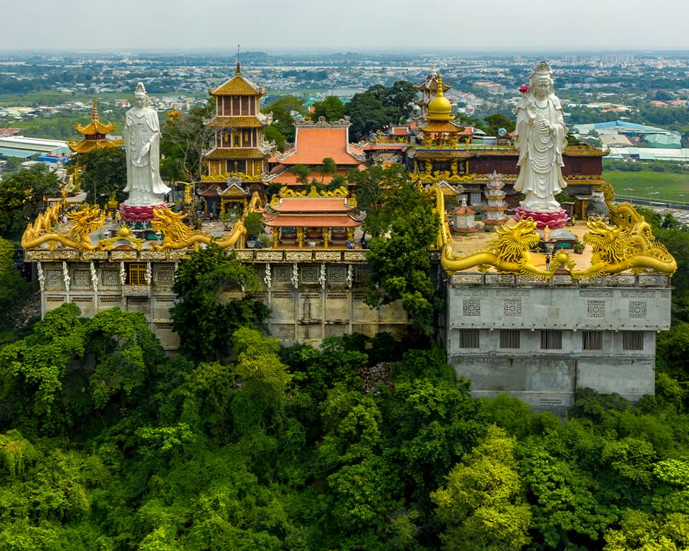 Chùa Châu Thới từ trên cao